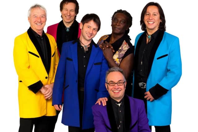 Showaddywaddy EMN-161201-094554001