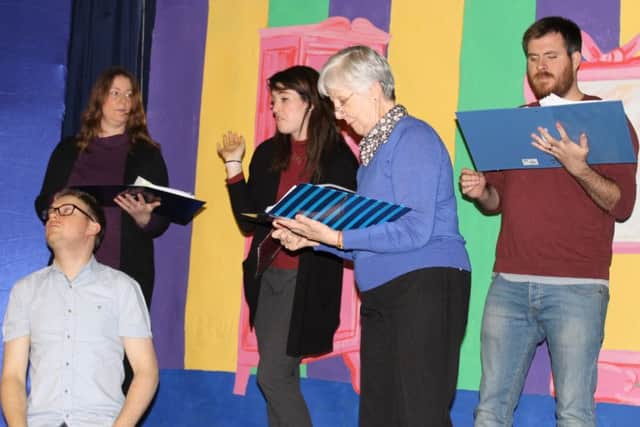 Heckington Players in rehearsal. EMN-160116-133959001