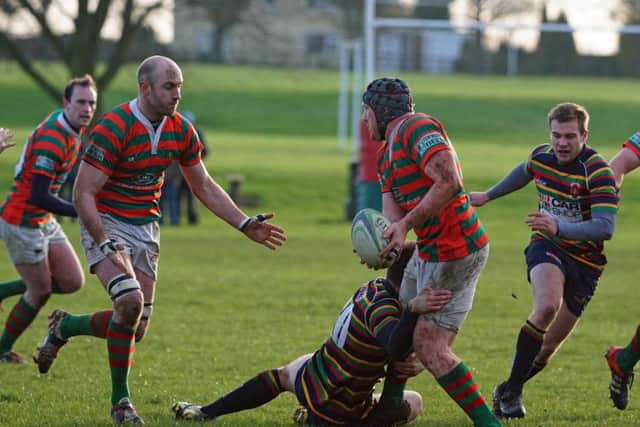 Christian Mills puts double-try scorer Dave Starling into space EMN-160118-112558002