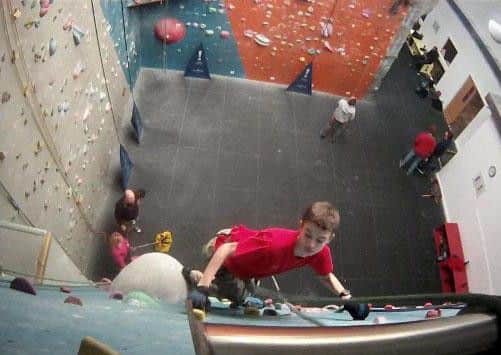 Daniel Hayes on his climb EMN-160118-104546001