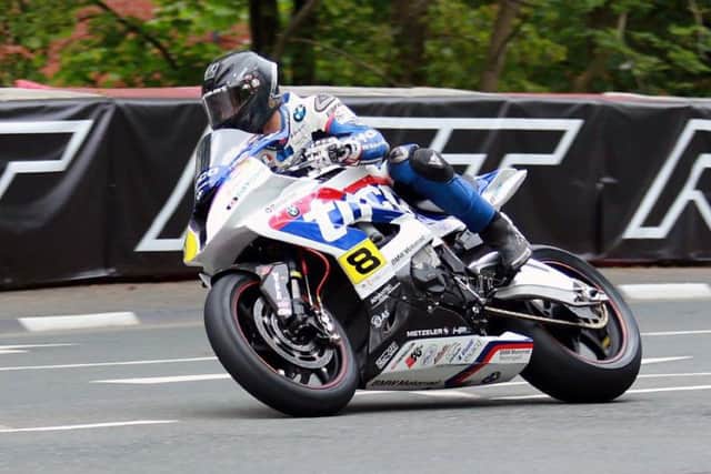 Guy Martin rides to third place in the Supersport race at the Isle of Man TT EMN-160121-154102002