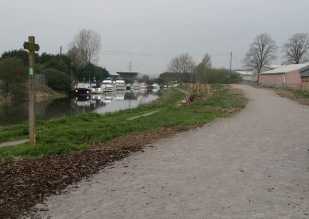 The newly opened cycle path from Brigg to Castlethorpe. EMN-160122-123403001