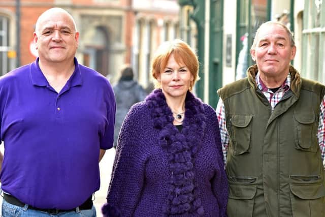 Jonathan Ferrari, Victoria Ayling and Colin Mair EMN-160125-120535001