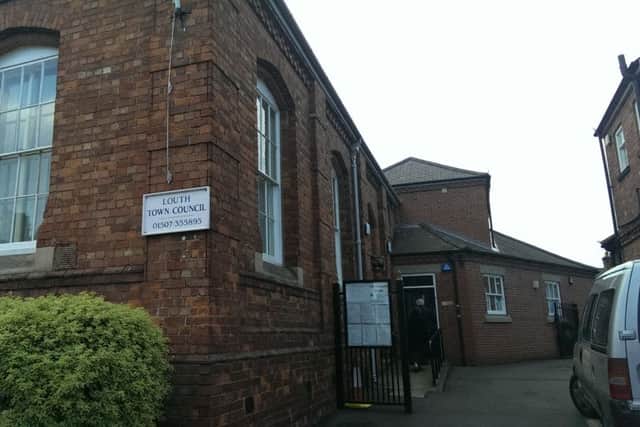 The Sessions House - the home of Louth Town Council. EMN-160127-173342001