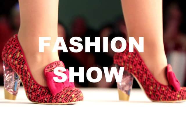 Fashion Show EMN-160202-070836001