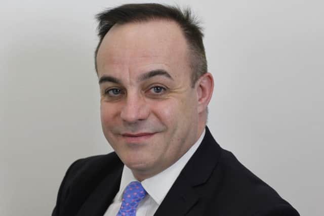 Stephen Phillips EMN-160223-102131001