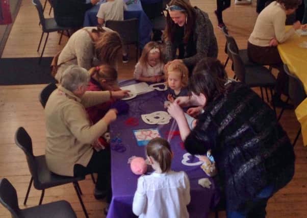 Activities at the Messy Church in Horncastle EMN-160223-154713001