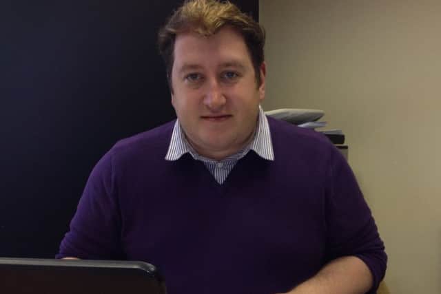 Giles McNeill EMN-160703-143807001