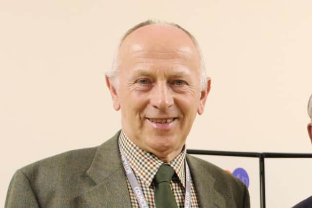 Jeff Summers EMN-160216-121902001