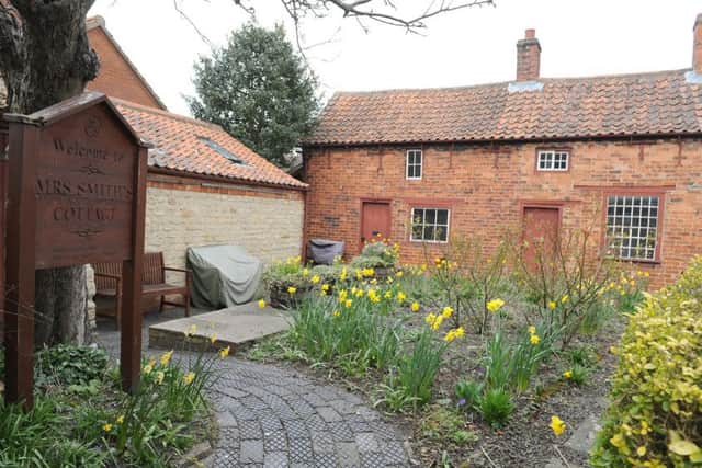 Mrs Smith's Cottage, Navenby. EMN-160322-120314001