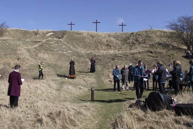 Good Friday Service at Red Hill EMN-160328-162005001