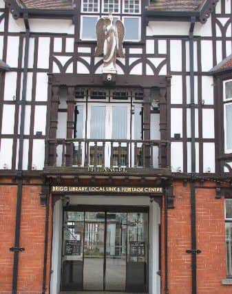 Brigg Centre The Angel EMN-160404-123032001