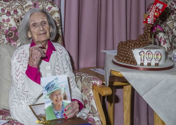 Olive Maltby 100th birthday EMN-160404-153014001