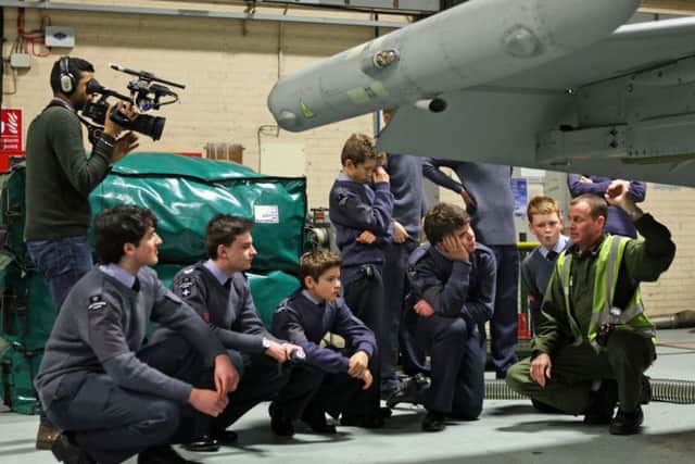 Air Cadets from 17 Squadron being filmed. EMN-160414-124014001