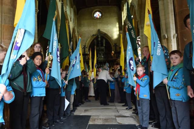 Sleaford Scouts St George's Day Parade. EMN-160418-113407001