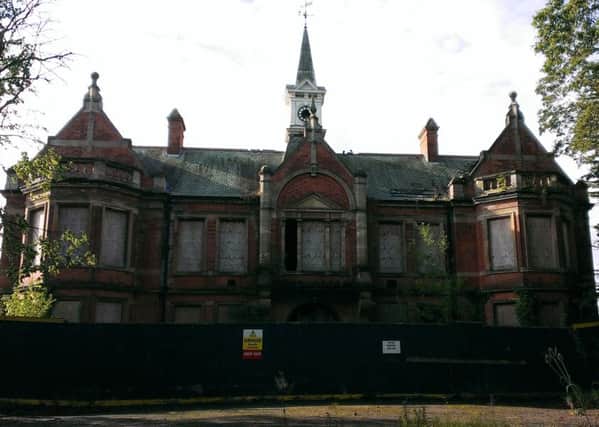 The old Rauceby Hospital at Greylees. EMN-160418-193659001