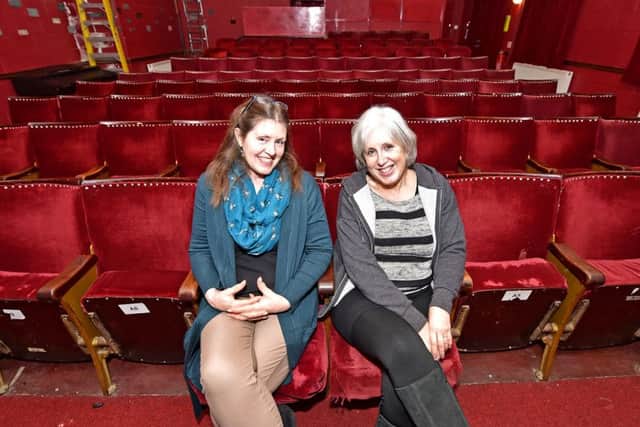 Seats at the Red Lion Theatre in Horncastle EMN-160414-143911001