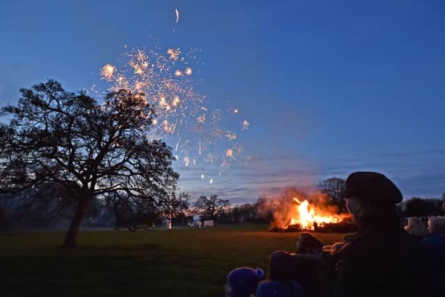 Fireworks at Scrivelsby beacon lighting EMN-160425-112131001