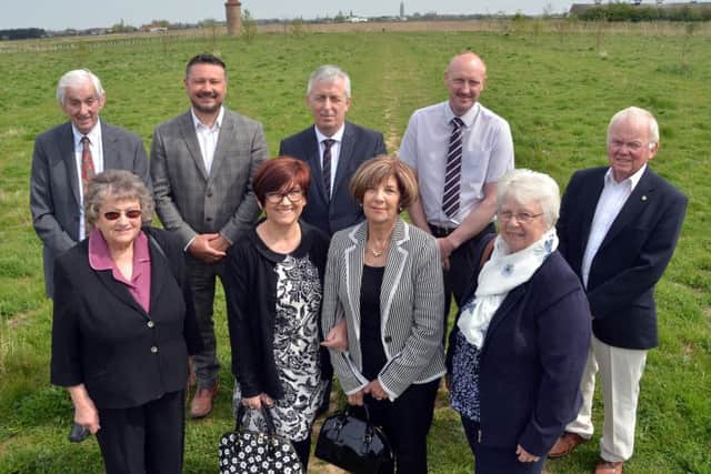 Memorial site, Five Houses Lane Wyberton
Back Geoff Bourne, Alistair Arundell, John Siddle, Niel Mugglestone, Barrie Rawlings, front Maureen Dennis, Amanda Meeds, Anne Bourne, Barbara Blatherwick ANL-160605-141457009