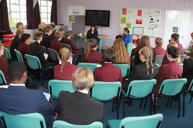 Students take part in the question and answer session with Nicky Morgan and Victoria Atkins EMN-160525-151710001