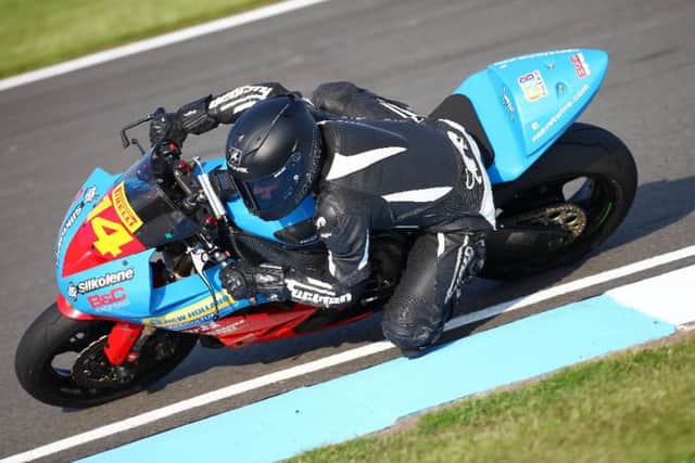Tim Neave rides to his best-ever Superstock finish at Donington EMN-160530-115809002