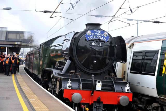 The Flying Scotsman steams through Bedford PNL-160606-110137001