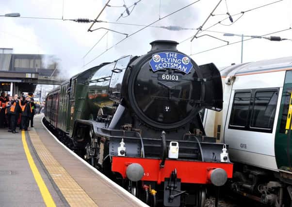 The Flying Scotsman steams through Bedford PNL-160606-110137001