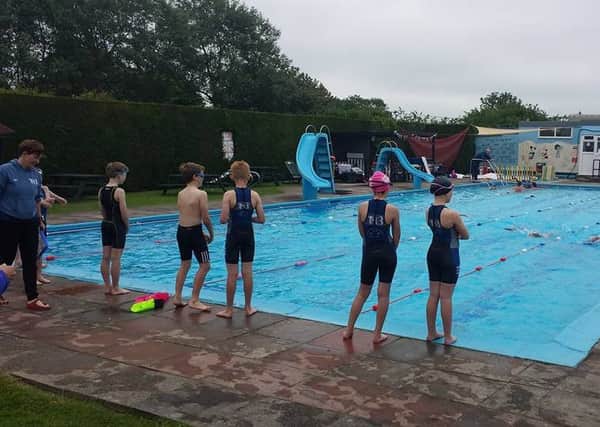 Tri3 youngsters training at Billinghay pool. E-2Jxd8YquoH3OM3G4pQ