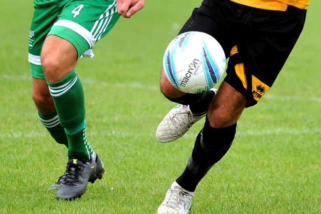 Football SUS-150809-143114001