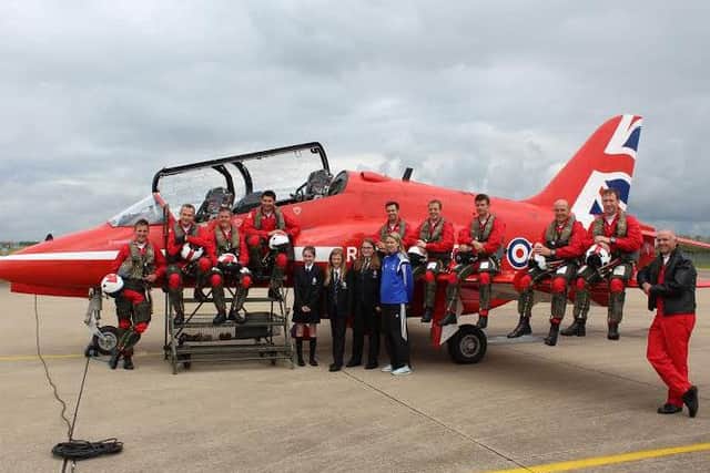 Barnes Wallis students with the famous Red Arrows EMN-160629-163412001