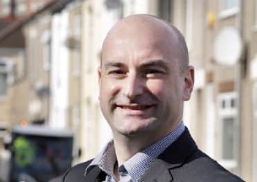 Marc Jones EMN-160614-095230001