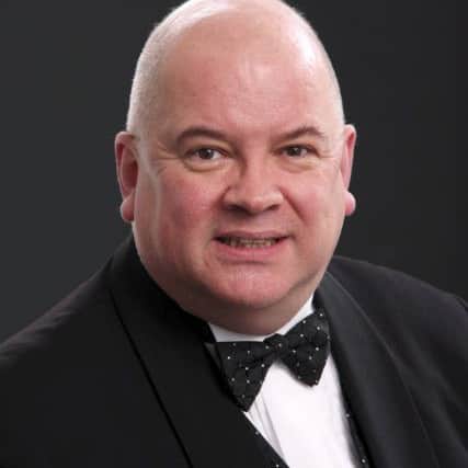 Barry Whitfield (Tux) EMN-160628-103815001