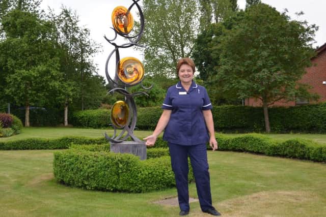 Senior Nurse Chris Dyer is retiring from Lindsey Lodge Hospice after 21 years service. EMN-160628-164732001