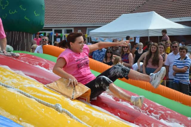 It's a Knockout for St Barnabas funds EMN-160629-083344001