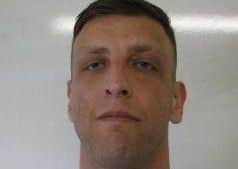 Absconder Gareth Brown ANL-160307-193537001