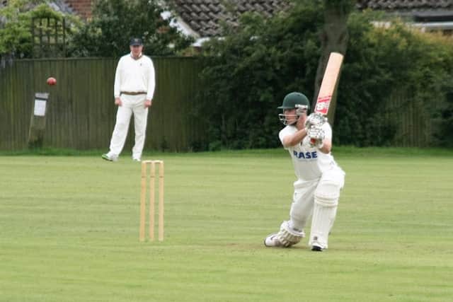 Rasen opener Will Bradford hit 34 against leaders Alford EMN-160407-174331002