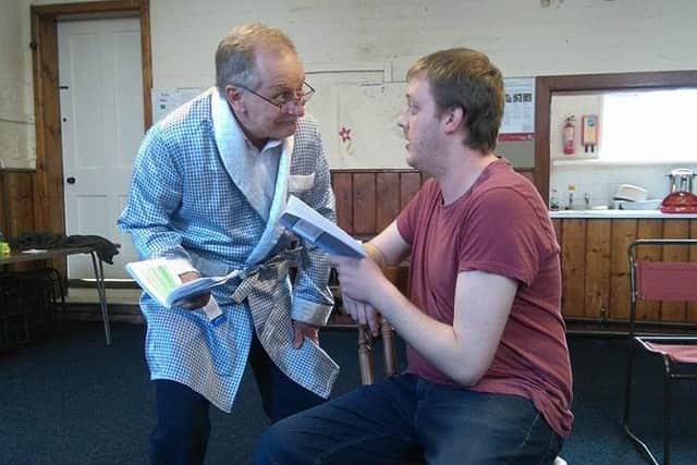 Sleuth at Louth Playgoers Theatre EMN-160607-065515001