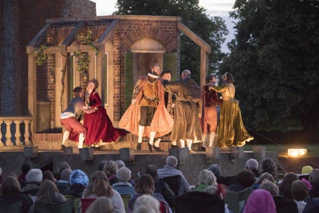 Shakespeare at Tattershall Castle EMN-160715-110357001