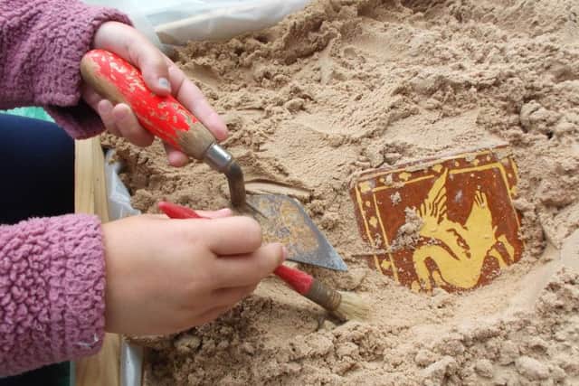 Archaeology Day at Gunby Hall EMN-160719-080958001