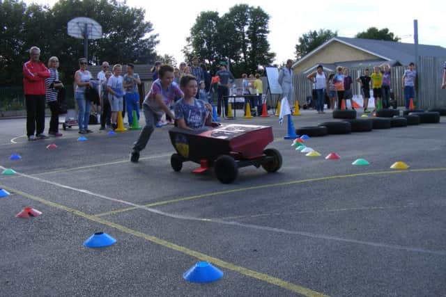 William Alvey School soapbox challenge - The Demon team. EMN-160722-122853001