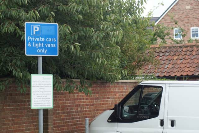 Calls for a group to look at parking charge effect EMN-160808-154644001