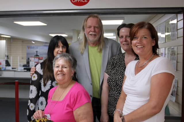 Rick Wakeman with Sue Holmes, Jayne Marsh, Sharon Beamish and Sue Charlton. EMN-160108-150733001