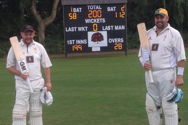 Louth Second XI batsmen Steve Wright (left) and Reggie Koen chased down the target single-handedly EMN-160815-155922002