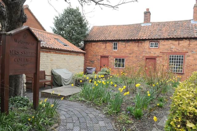 Mrs Smith's Cottage, Navenby. EMN-160909-101551001