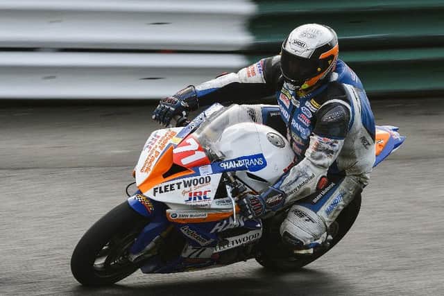 Crowe clocked a personal best time at Cadwell for the season EMN-161020-094933002