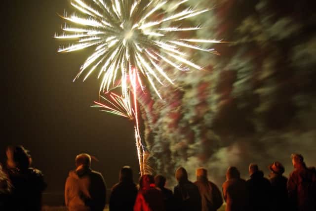 Skies will light up on November 5  EMN-161022-181712001