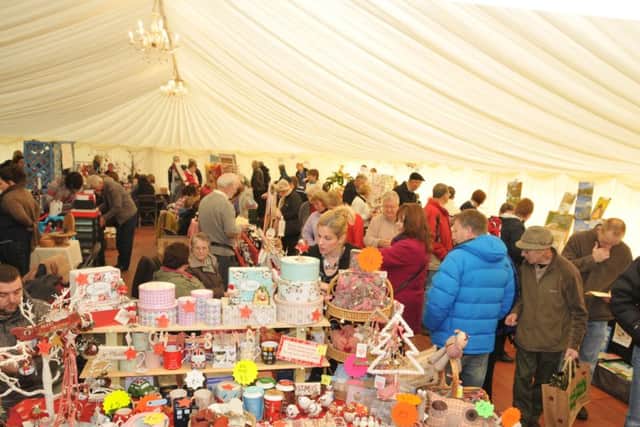 Tattershall Castle Christmas Fair EMN-160211-143907001