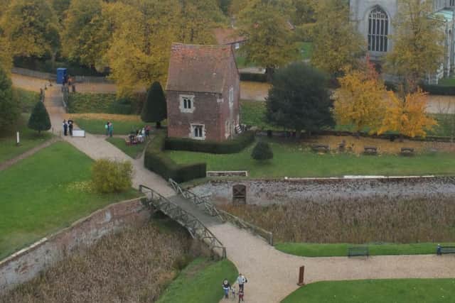Tattershall Castle EMN-160211-143925001