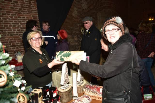 Tattershall Castle Christmas Market EMN-161120-225111001