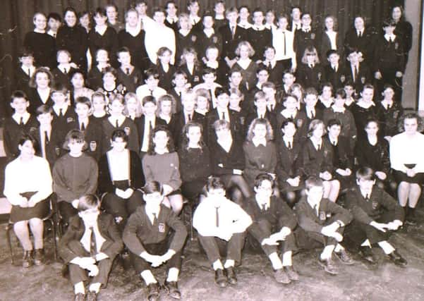 St George's School prize winners from 1991. EMN-161125-113620001